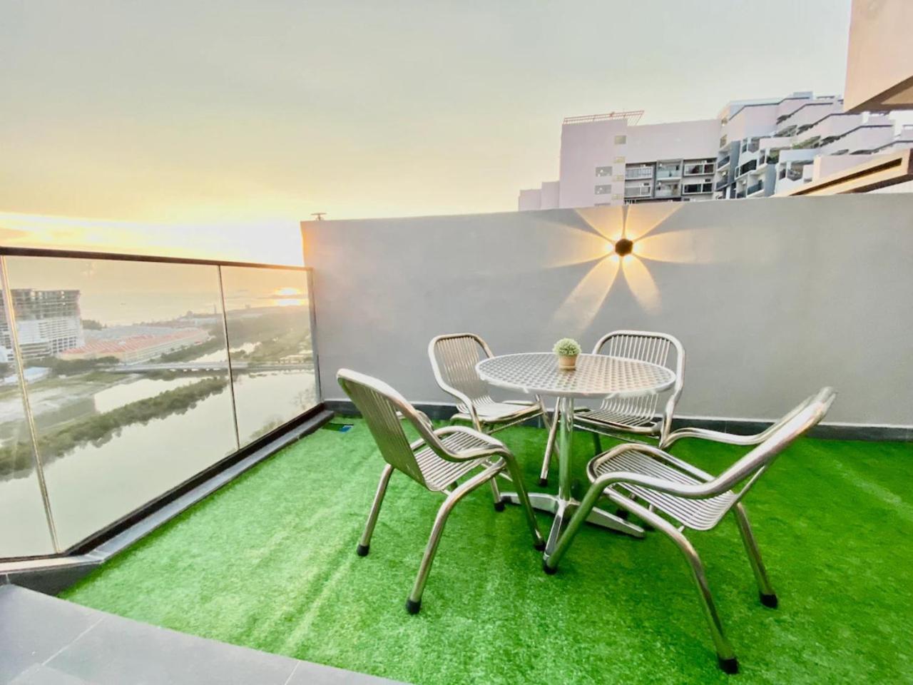 Imperio Residence Melaka Ngoại thất bức ảnh